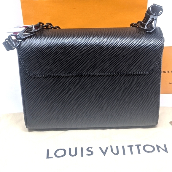 ๐จSale ๐ฆ๐HP๐Louis Vuitton All Matte Black Twist MM Shoulder bag๐Rare! - Picture 3 of 16